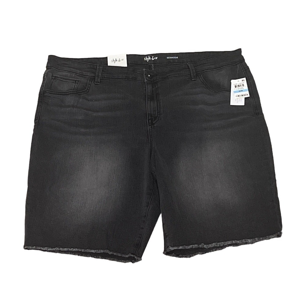 Style&Co Mid Rise Black 20W Denim Jean Bermuda Shorts Light Wash Raw Hem